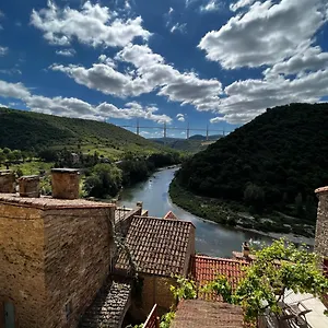 Bed & Breakfast Les Roches Compregnac